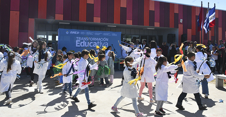 portada escuela dolores.jpg