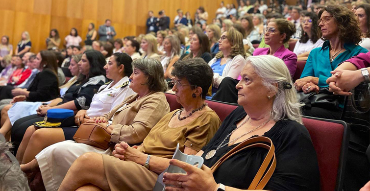 acto dia de la mujer 4.jpg